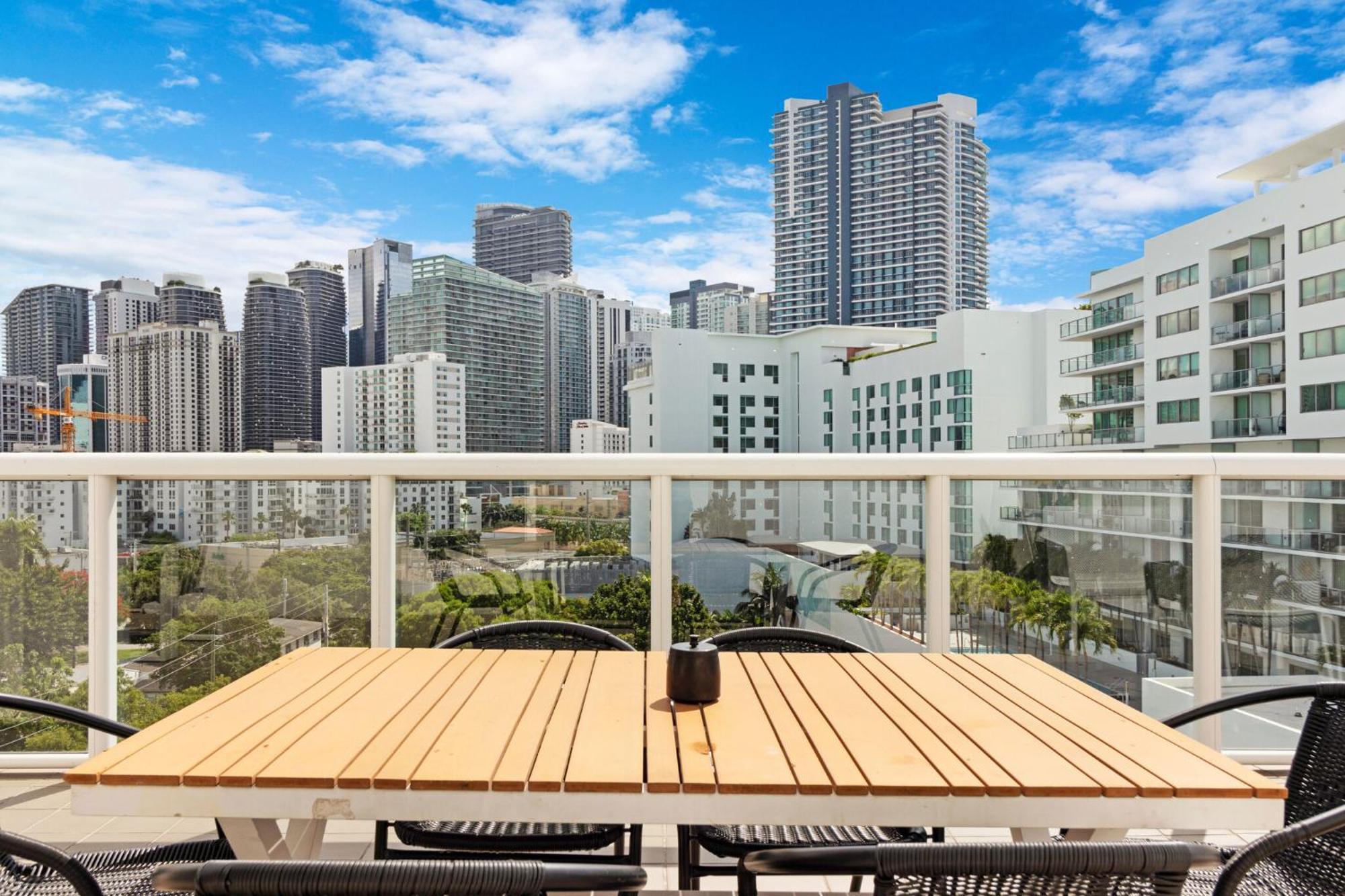 Roami At Habitat Brickell Aparthotel Miami Exterior photo